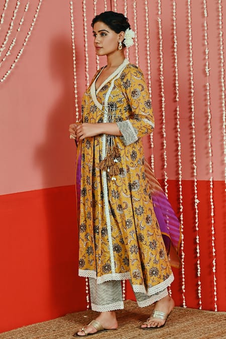 Shop Myaara Yellow Cotton, Organza Mirrors, Embroidery V-neck Flower Print Anarkali Set Online at Aza Fashions Shop_Myaara_Yellow Cotton, Organza Mirrors, Embroidery V-neck Flower Print Anarkali Set _Online_at_Aza_Fashions