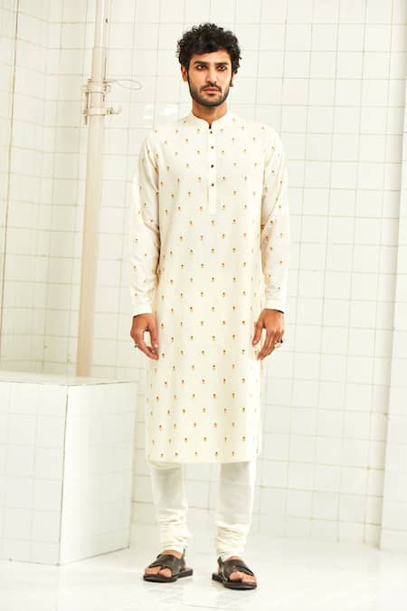 Rajesh Pratap Singh White Viscose Embroidered Kurta Set Online at Aza Fashions Rajesh Pratap Singh_White Viscose Embroidered Kurta Set _Online_at_Aza_Fashions