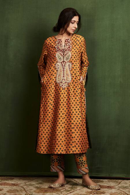 Sue Mue_Yellow , Raw Ajrakh Print Kurta Set_Online_at_Aza_Fashions