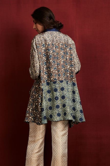 Shop Sue Mue Grey Silk Ajrakh Print Shirt at Aza Fashions Shop_Sue Mue_Grey Silk Ajrakh Print Shirt_at_Aza_Fashions