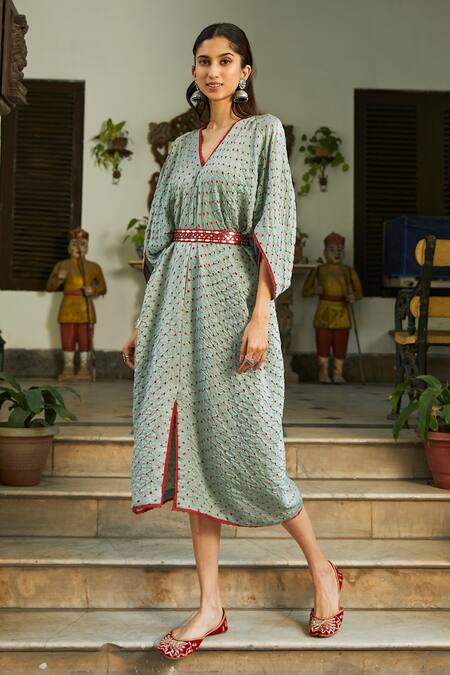Twenty Nine Blue Gabardine Beads, Mirrors V-neck Bandhani Pattern Kaftan With Belt Online at Aza Fashions Twenty Nine_Blue Gabardine Beads, Mirrors V-neck Bandhani Pattern Kaftan With Belt _Online_at_Aza_Fashions