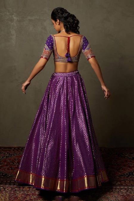 RI.Ritu Kumar Banaras Woven Silk Bridal Lehenga Set 