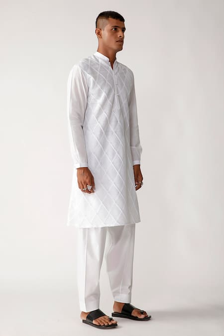 Rajesh Pratap Singh_White Pawta Pintuck Kurta Set _Online_at_Aza_Fashions