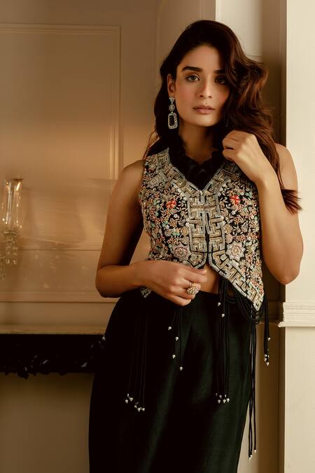 Buy_Nehha Nhata_Black Silk, Organza Embroidery Cord Scallop Jacket And Pant Set _Online_at_Aza_Fashions