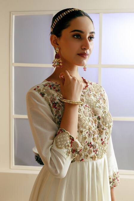 Buy_Nehha Nhata_Off White Chanderi Zari, Embroidery Round Neck Thread Work Anarkali With Dupatta _Online_at_Aza_Fashions