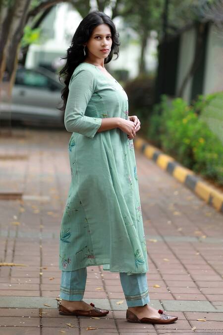 Tina Eapen Collective_Green Cotton Print Flower Vine Scoop Neck Kurta Set_Online_at_Aza_Fashions