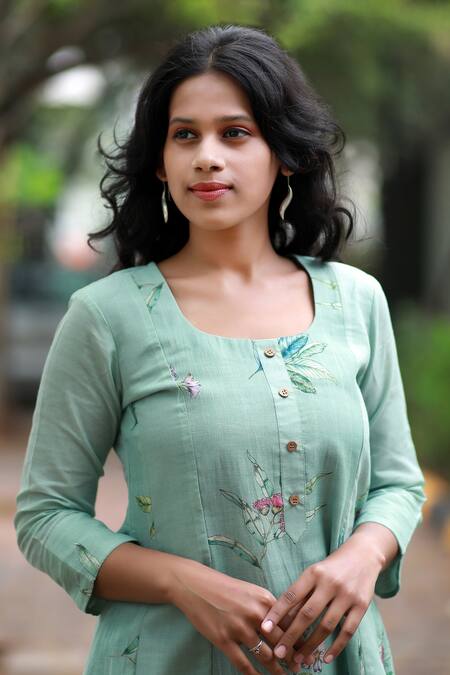 Tina Eapen Collective_Green Cotton Print Flower Vine Scoop Neck Kurta Set_at_Aza_Fashions
