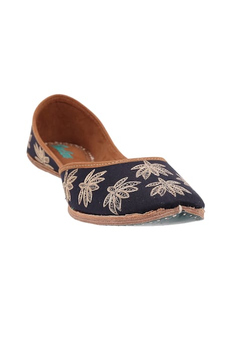Shop_Imlee Jaipur_Black Embroidery Sombre Lotus Juttis _Online_at_Aza_Fashions