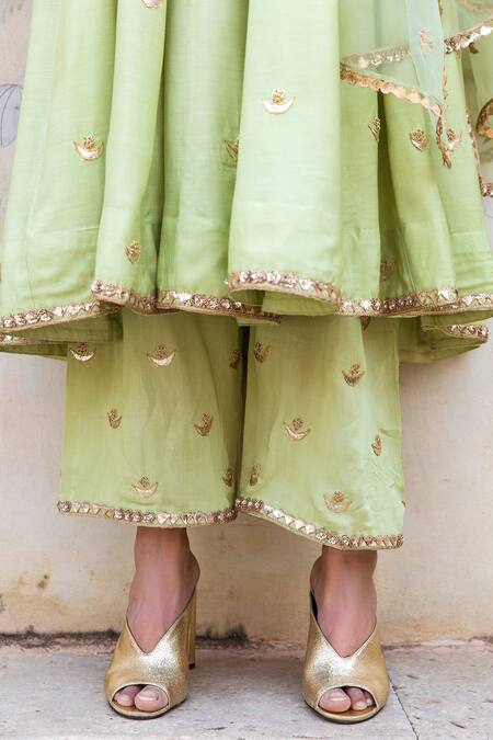 Buy Gulabo Jaipur Green Muslin Embroidery, Zari Split V-neck Chandni Pastel Anarkali Set Online at Aza Fashions Buy_Gulabo Jaipur_Green Muslin Embroidery, Zari Split V-neck Chandni Pastel Anarkali Set _Online_at_Aza_Fashions