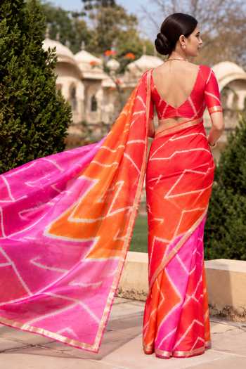 Geroo Jaipur Leheriya Woven Saree With Blouse