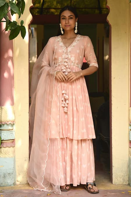 Rekha Agra Pink Crinkled Cotton Satin V Neck Printed Anarkali Set 
