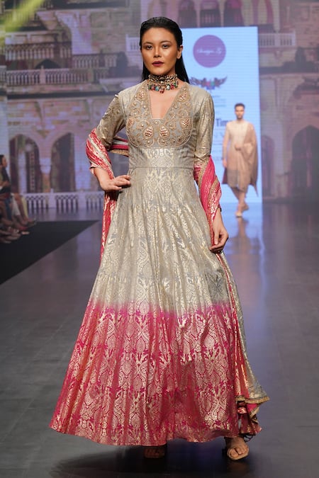 Shop_Soniya G_Grey Pure Silk Blend Paisley Square Neck Embroidered Anarkali With Dupatta _Online_at_Aza_Fashions