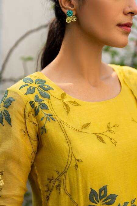 Vaayu Yellow Cotton Chanderi Kurta Set Online at Aza Fashions Vaayu_Yellow Cotton Chanderi Kurta Set_Online_at_Aza_Fashions