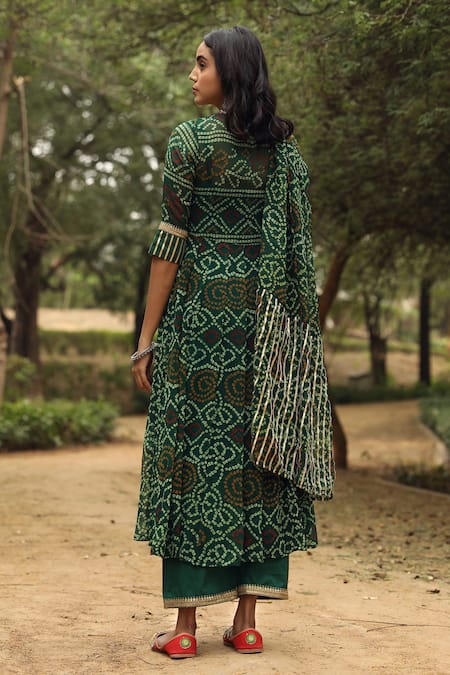 Shop Gulabo Jaipur Green Kurta, Pant And Dupatta Georgette Round Bandhani Print Anarkali Set at Aza Fashions Shop_Gulabo Jaipur_Green Kurta, Pant And Dupatta Georgette Round Bandhani Print Anarkali Set _at_Aza_Fashions