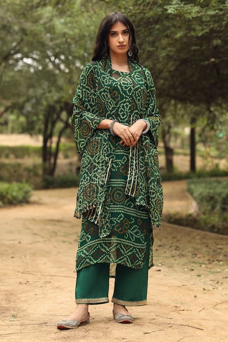Buy Gulabo Jaipur Green Kurta, Pant And Dupatta Georgette, Slip Round Bandhani Print Set Online at Aza Fashions Buy_Gulabo Jaipur_Green Kurta, Pant And Dupatta Georgette, Slip Round Bandhani Print Set _Online_at_Aza_Fashions