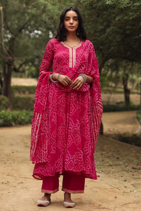 Gulabo Jaipur Pink Kurta, Pant And Dupatta Georgette Round Bandhani Print Anarkali Set Online at Aza Fashions Gulabo Jaipur_Pink Kurta, Pant And Dupatta Georgette Round Bandhani Print Anarkali Set _Online_at_Aza_Fashions