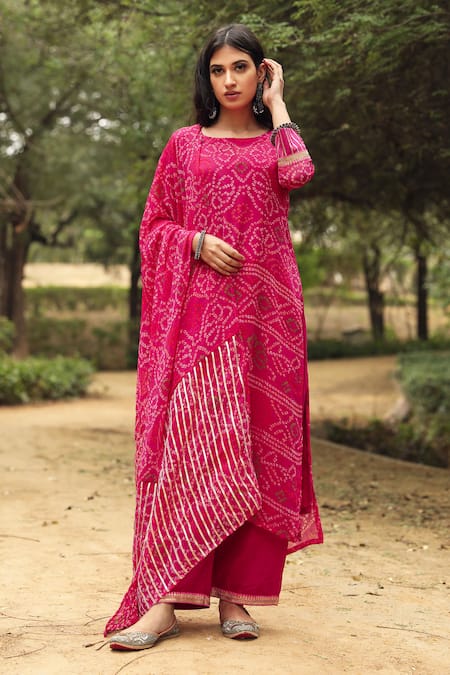 Buy Gulabo Jaipur Pink Kurta, Pant And Dupatta Georgette, Slip Round Bandhani Print Set Online at Aza Fashions Buy_Gulabo Jaipur_Pink Kurta, Pant And Dupatta Georgette, Slip Round Bandhani Print Set _Online_at_Aza_Fashions
