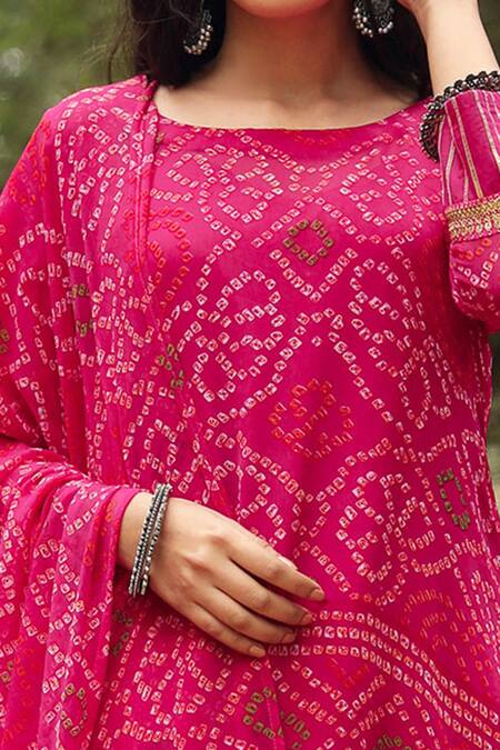 Gulabo Jaipur Pink Kurta, Pant And Dupatta Georgette, Slip Round Bandhani Print Set at Aza Fashions Gulabo Jaipur_Pink Kurta, Pant And Dupatta Georgette, Slip Round Bandhani Print Set _at_Aza_Fashions