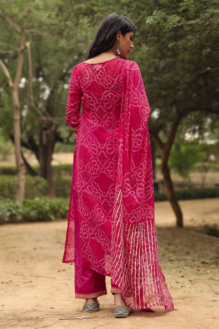 Shop Gulabo Jaipur Pink Kurta, Pant And Dupatta Georgette, Slip Round Bandhani Print Set at Aza Fashions Shop_Gulabo Jaipur_Pink Kurta, Pant And Dupatta Georgette, Slip Round Bandhani Print Set _at_Aza_Fashions
