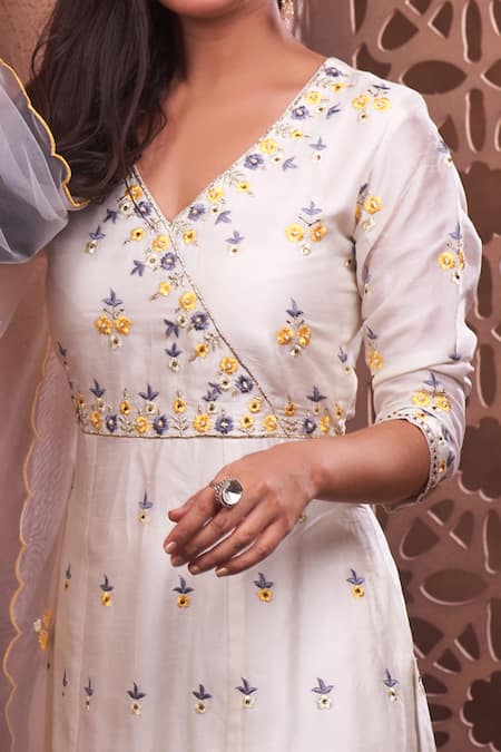 Geetika Jain_White Chanderi, Net, Viscose Embroidery, Sequins Floral Hand Anarkali Set _Online_at_Aza_Fashions