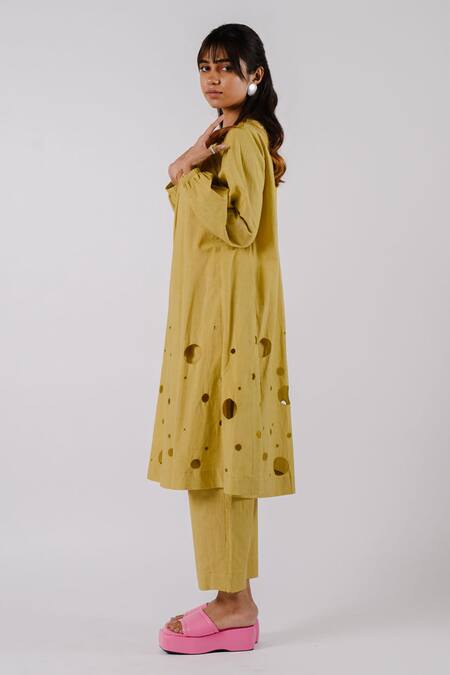 Tussah By Siddhi Shah Green Cotton Cut-work Round Flared Hem Kurta With Pant Online at Aza Fashions Tussah By Siddhi Shah_Green Cotton Cut-work Round Flared Hem Kurta With Pant _Online_at_Aza_Fashions