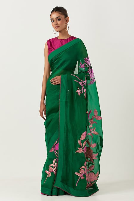 Label Earthen Green Organza, Silk Embroidery Round Neck Harit Sundari Saree With Blouse Online at Aza Fashions Label Earthen_Green Organza, Silk Embroidery Round Neck Harit Sundari Saree With Blouse _Online_at_Aza_Fashions
