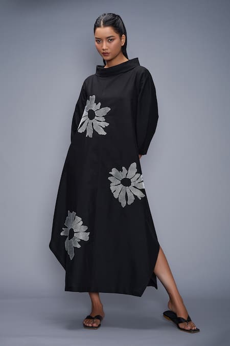 Taika By Poonam Bhagat Black Cotton, Silk Embroidery Collared Dress Online at Aza Fashions Taika By Poonam Bhagat_Black Cotton, Silk Embroidery Collared Dress _Online_at_Aza_Fashions
