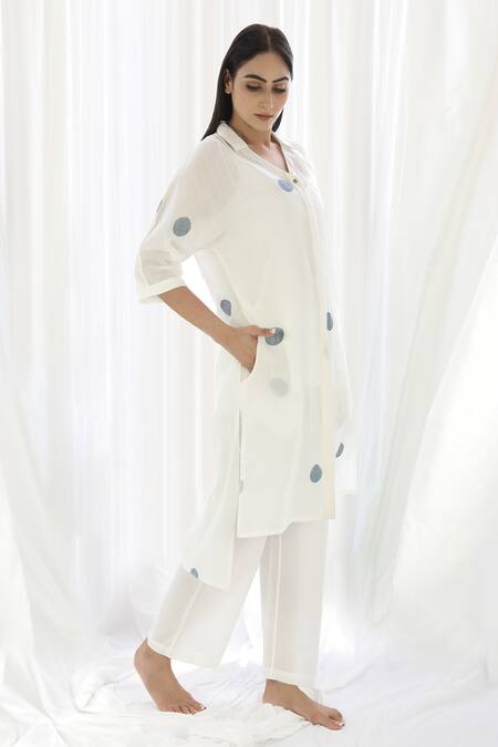 Khat_White Handloom , Collared Polka Pattern Shirt Kurta And Pant Set _Online_at_Aza_Fashions