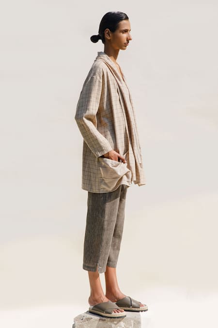 Urvashi Kaur Beige Handloom Cotton Shawl Neck Alluvial Handwoven Organic Jacket Online at Aza Fashions Urvashi Kaur_Beige Handloom Cotton Shawl Neck Alluvial Handwoven Organic Jacket _Online_at_Aza_Fashions