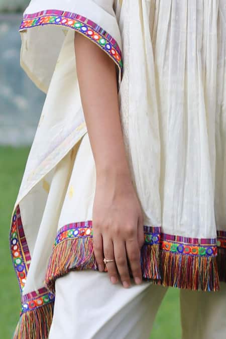 Ekavira_White Round Neck Embroidered Cotton Kaftan And Palazzo Set_Online_at_Aza_Fashions