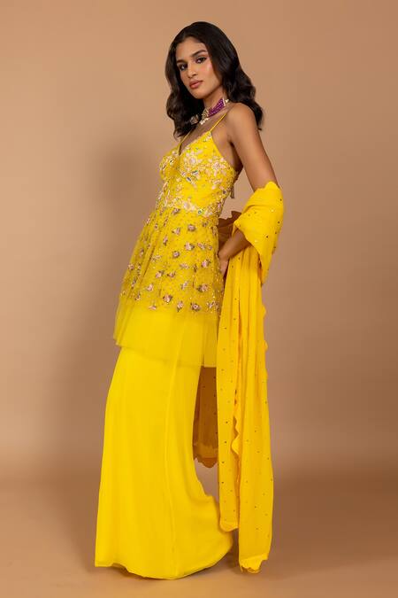 Varun Bahl_Yellow Georgette Embroidery, Sequins V-neck Peplum Jumpsuit With Dupatta _Online_at_Aza_Fashions