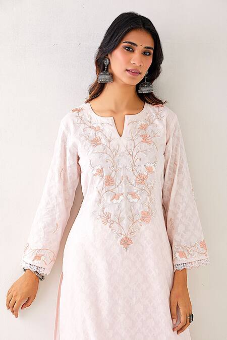 Anantaa By Roohi_Pink Cotton, Jacquard Embroidery Split V-neck Floral Yoke Kurta_Online_at_Aza_Fashions