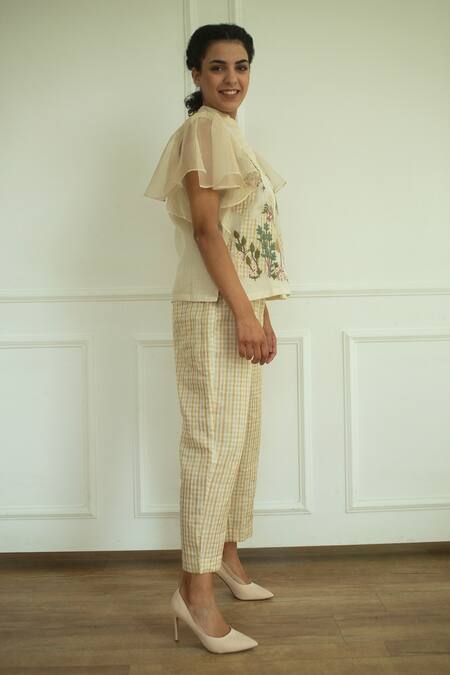 Oja_Cream Handloom Silk Floral Applique Band Collar Embroidered Shirt And Pant Set _Online_at_Aza_Fashions