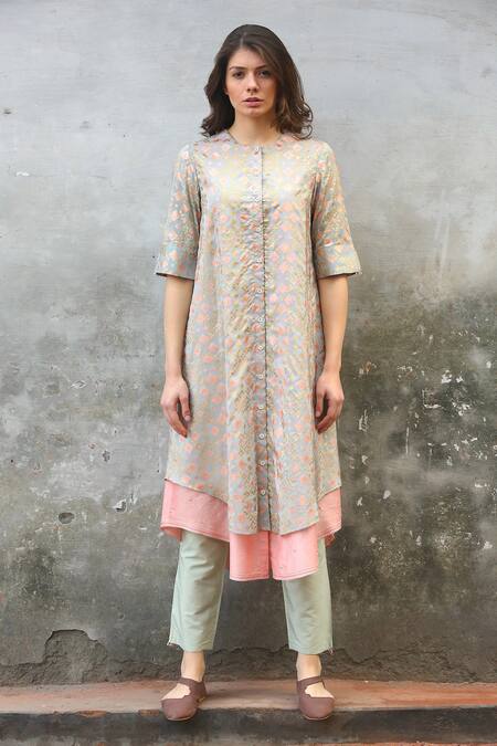 I Am Design_Green Silk Ikat Print Round Layered Kurta And Pant Set _Online_at_Aza_Fashions
