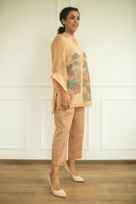 Oja Gold Handloom Silk Applique Band Collar Embroidered Tunic And Pant Set Online at Aza Fashions Oja_Gold Handloom Silk Applique Band Collar Embroidered Tunic And Pant Set _Online_at_Aza_Fashions