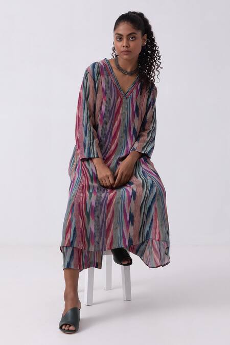Label Shreya Sharma_Multi Color Crepe V-neck Ikat Print Kurta And Flared Pant Set _Online_at_Aza_Fashions
