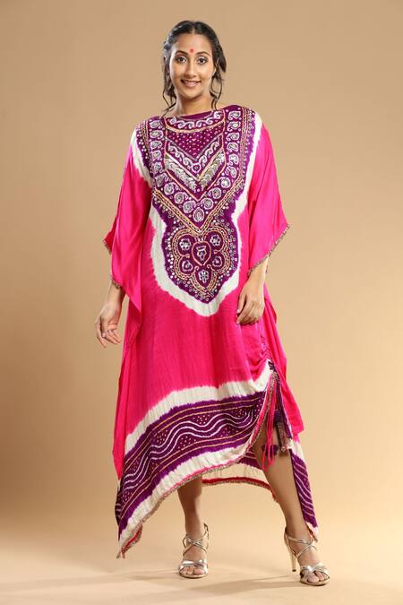Etasha By Asha Jain_Purple Gabardine Mirrors, Crystals Round Embellished Bandhani Pattern Kaftan _Online_at_Aza_Fashions