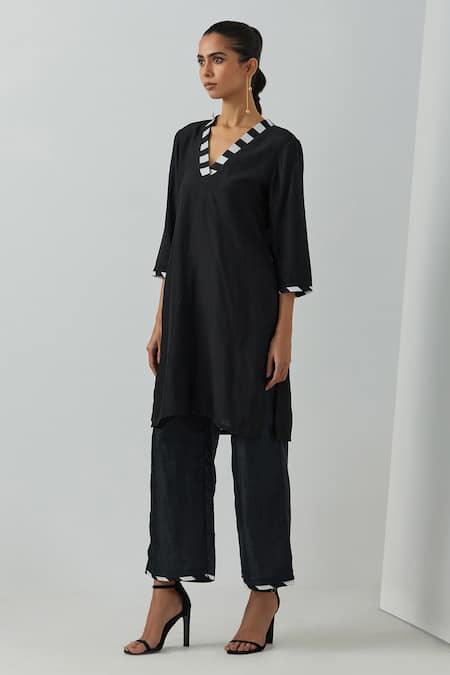 The Indian Cause_Black Chanderi V-neck Short Kurta_Online_at_Aza_Fashions