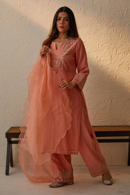 Chandbari_Peach Chanderi Embroidered Dabka And Sequin Work Notched Round Kurta Palazzo Set_Online_at_Aza_Fashions