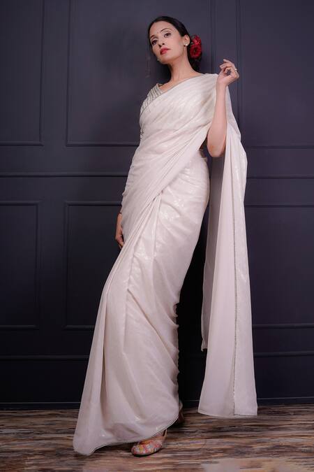 Srota By Srishti Aggarwal_White Gold Silver Foil Pattern Embroidery Sequins V Neck Saree With Blouse_Online_at_Aza_Fashions