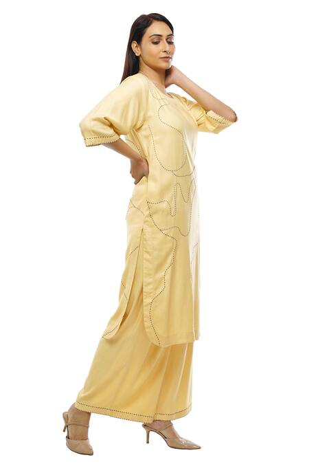 Khat_Yellow Tencil Twill Embroidery Chawal Taaka Square Abstract Kurta And Palazzo Set _Online_at_Aza_Fashions