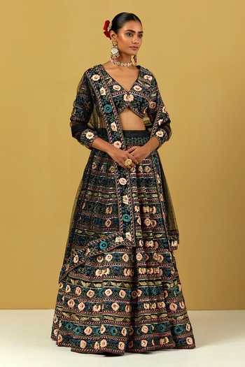 Ikshita Choudhary_Black Suede Embroidery V-neck Floral Hand Lehenga Set _Online_at_Aza_Fashions