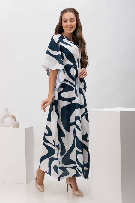 Dawn And Dusk_White Cotton Printed Maze V Neck Dazzling Kaftan_Online_at_Aza_Fashions