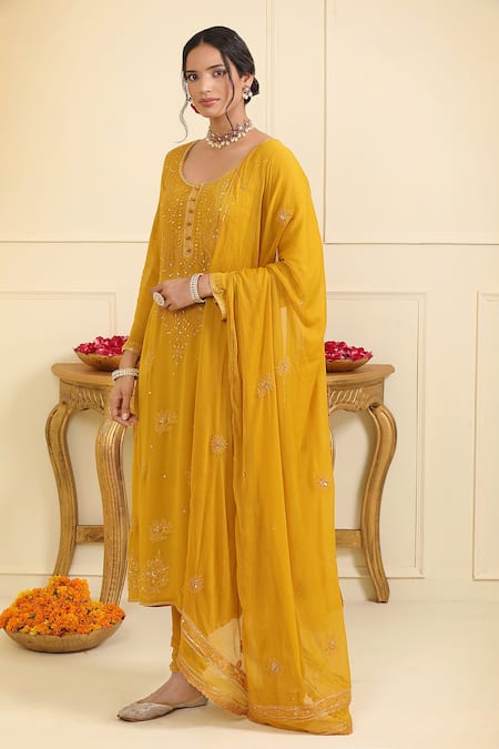 Esha Koul_Yellow Georgette Embroidered And Embellished Chikankari Notched Floral Kurta Set_Online_at_Aza_Fashions