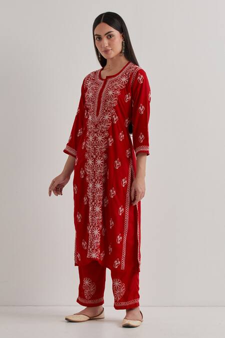 Priya Chaudhary Red Cotton, Chiffon Embroidery Split V-neck Chikankari Kurta Set Online at Aza Fashions Priya Chaudhary_Red Cotton, Chiffon Embroidery Split V-neck Chikankari Kurta Set _Online_at_Aza_Fashions