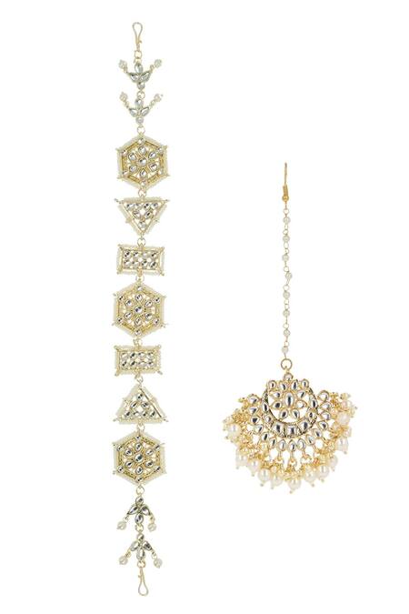 Ishhaara_Gold Plated Kundan And Pearl Floral Maangtikka Mathapatti Set _Online_at_Aza_Fashions