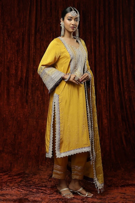 Shikhar Sharma Yellow Silk Chanderi Embroidered Pearl V Neck Kurta Pant Set Online at Aza Fashions Shikhar Sharma_Yellow Silk Chanderi Embroidered Pearl V Neck Kurta Pant Set _Online_at_Aza_Fashions