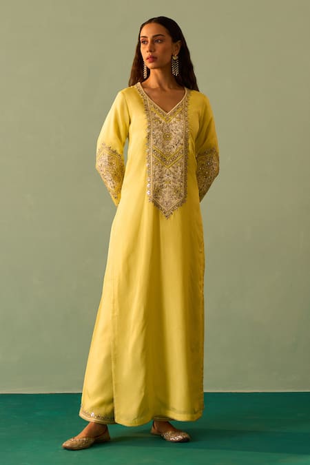 Angad Singh Yellow Silk, Crepe Embroidery, Zari, Patchwork V-neck Floral Kurta Palazzo Set Online at Aza Fashions Angad Singh_Yellow Silk, Crepe Embroidery, Zari, Patchwork V-neck Floral Kurta Palazzo Set _Online_at_Aza_Fashions