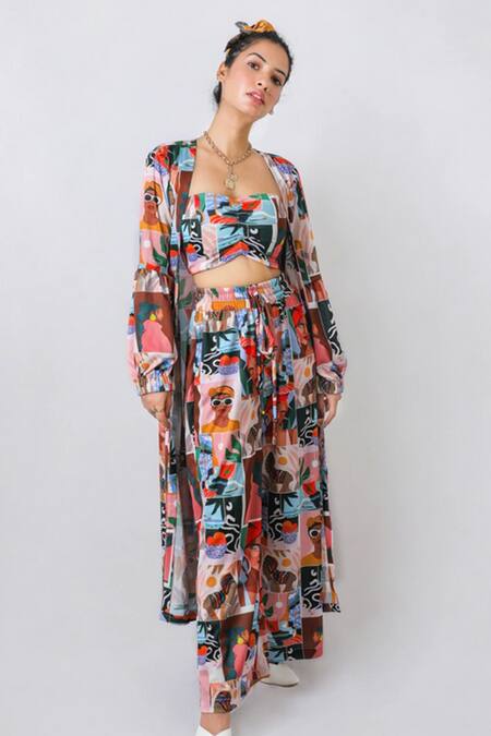 Fuga Multi Color Lycra Sweetheart Neck, Open Half Bishop Sleeve Shrug Joggers Set Online at Aza Fashions Fuga_Multi Color Lycra Sweetheart Neck, Open Half Bishop Sleeve Shrug Joggers Set_Online_at_Aza_Fashions