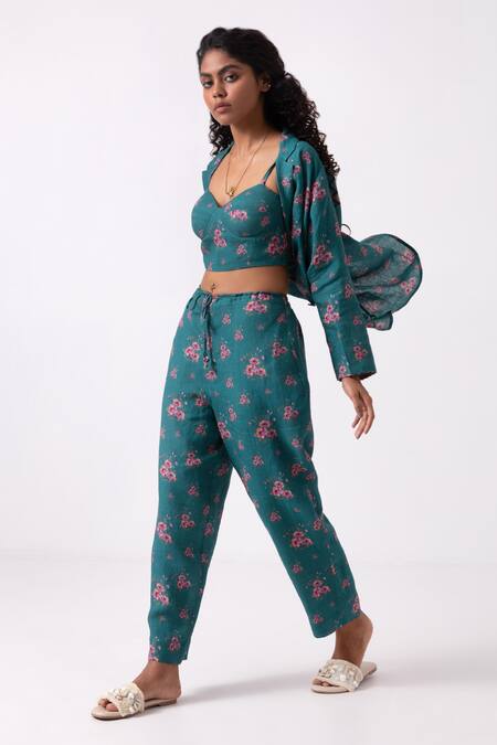 Label Shreya Sharma Green Linen Embroidery Collared, Sweetheart Neck Floral Print Jacket And Pant Set Online at Aza Fashions Label Shreya Sharma_Green Linen Embroidery Collared, Sweetheart Neck Floral Print Jacket And Pant Set_Online_at_Aza_Fashions